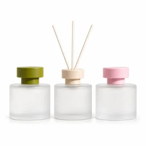Frosted Glass Reed Diffuser Bottle with Pastel Collar — DB0030 — main white background